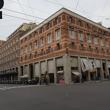 Marconi Apartment