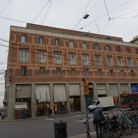 Marconi Apartment *